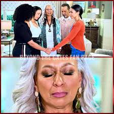 What happened to the brownie in the scene?