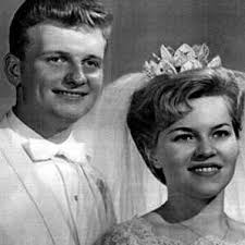 Sustars wed 40 years