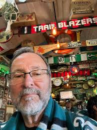 Eagles Fans Gather at North Portland Bar