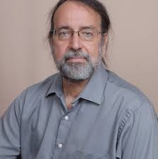 Should I go to urgent care or the ER after hitting my head in Collinsville?