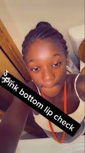 Sharonda Alexander's Instagram, Twitter & Facebook