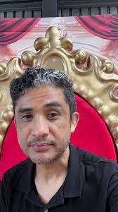 Was stumped for ideas, so I thought to try shooting by a tree stump. What  do you reckon? Thought it worked alright as a backdrop. ------------⁠  #Repost @jimbarrywines photo taken for @the_winecollective ・・・