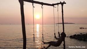 Karena pantai kura kura di lombok sudah menjadi destinasi yang populer maka pihak pengelola mulai menambah fasilitas supaya pengunjung sejatinya untuk masuk ke pantai kura kura lombok traveler tidak dibebani dengan biaya tiket tertentu. Tiket Masuk Pantai Kartini Jepara Jadwaltravel Com