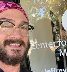 Keith Santiago's Instagram, Twitter & Facebook