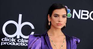 Currently, she has a net worth of $16 million. Skin Care Routine Ala Dua Lipa