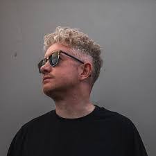 Darren Poore's Instagram, Twitter & Facebook