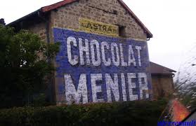 Résultat de recherche d'images pour "publicité murale chocolat menier"