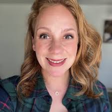 After an outstanding 35-year journey with HALO and throughout the  promotional products industry, including serving