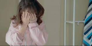 Gu Weiyi Put Your Head On My Shoulder Gif Guweiyi Putyourheadonmyshoulder Fairxing Discover Share Gifs Drama Gif Funny Cartoon Gifs Romantic Songs Video