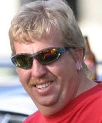 Lock-out mars memorial