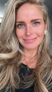 Debbie Bourque's Instagram, Twitter & Facebook