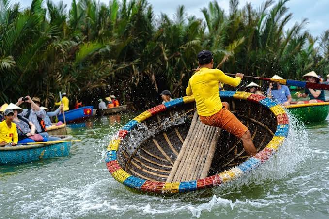 Bay Mau Coconut Forest: Ideal for a fun eco-tour in Hoi An – VinWonders