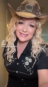 Deanna Flowers Realtor