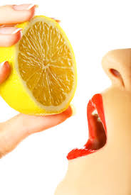 Limonlu Su Icmenin Sizi Sasirtacak 20 Faydasi Onedio Com