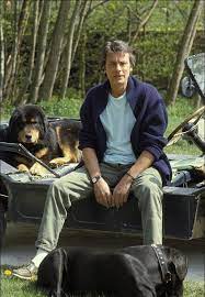 Alain à toujours été mon idéale masculin même si sur alain et son amour pour les chiens (1). Alain Delon Amor Animal Delon Alain Delon Et Chien