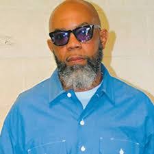 Aaron Cheek's Instagram, Twitter & Facebook