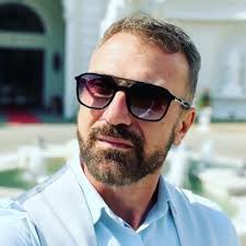 Marius Marin (@marius_musician)