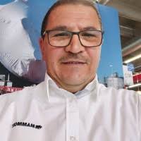 30+ Profile mit dem Suchbegriff „Roger“