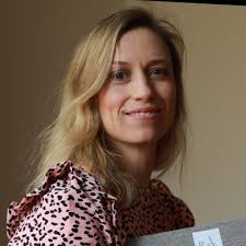 This marked our 5th live WAA Podcast this year, and the atmosphere was  absolutely electric ✨ Once again, the stars aligned, all thanks to my  remarkable and committed podcast guest, Anna Jona