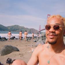 A couple months ago @702hz gifted me a lil disposable at the gig like the  wonderful fairy she is and I took my time filling it up ❤️❤️ caught a few  magical