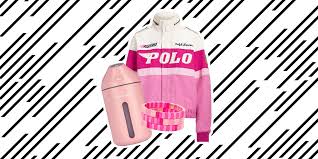 Breast cancer is the most common cancer in the uk, with about 55,000 women being diagnosed each year and 11,500 dying from the disease. Breast Cancer Awareness Clothes And Accessories Of 2021