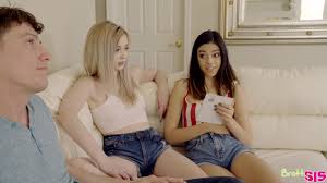 Step Sister Harmony Wonder Lexi Lore - Porn video | TXXX.com