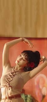 Tumblr is a place to express yourself, discover yourself, and bond over the stuff you love. Nabong Bbl S Tweet Taste Of Love Album Trailer Jeongyeon And Momo Wallpapers Ratio 9 16 Hard To Screenshot Pics Of Them Cause It S Always Closed Up For A Portrait Wallpaper