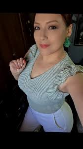 Gracias a Radio Canela 107.3 y al programa VAGOS CON SUERTE por el espacio  que me brindaron con la alegre entrevista....les falta BARBAS pero les  sobra alegría jajajajaja a Danilo Méndez y