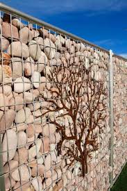 Gabionenzaun Ideen 25 Varianten Aus Stein Holz Und Glas Gartengestaltung Gabionenwand Gartenzaun