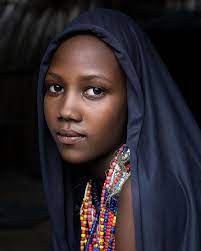 Napoli punto e a capo arbore, renzo. Ethiopia Arbore Tribe