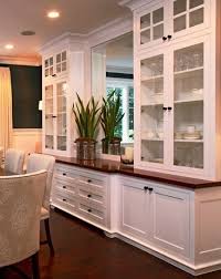 Was Ware Wenn Statt Eines Spiegels Ein Fenster Ware Grossartige Handwerker Eingebaute Idee Artige Dining Room Buffet Farmhouse Dining Dining Room Storage