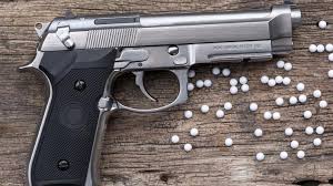 Pack pistolet à billes sa p92 swiss arms full metal co2 2.11j cal. Comparatif Pistolet Airsoft