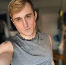 Philip David Moss (@davvify) • Facebook