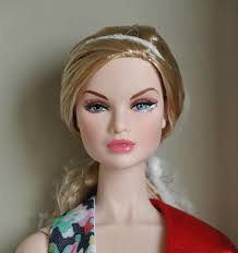 Desperately Seeking Dolls: 9/23/12