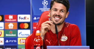 After finishing third in the primeira liga last season, benfica will host psv who finished second in the eredivisie, in the final round of the uefa champions league qualification for the group stages. Ivnzpl Dalwknm