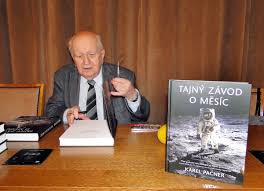 Pronikavý knižní rozhovor s novinářem, popularizátorem vědy a spisovatelem karlem pacnerem vychází k jeho životnímu jubileu. Karel Pacner Start Apolla 11 Na Mesic Byl Muj Nejvetsi Zivotni Zazitek I60 Cz