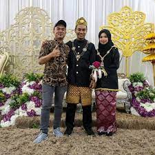 Review ikhlas daripada deejay berkenaan dewan mbsa bunga kertas taman ttdi jaya u2 shah alam untuk tempahan majlis atau acara seperti kahwin, graduasi. Dewan Bunga Kertas Convention Center