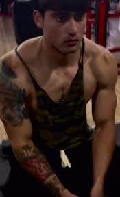 Motivación de gimnasio para alcanzar tus metas fitness