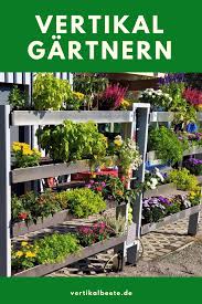 Vertikaler Garten Mit Vertikalbeeten In 2021 Vertikaler Garten Vertikaler Garten Diy Bewasserung Garten