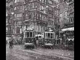 Şiirleri, bir süre sözlü kültür geleneği içinde yaşayarak dilden dile aktarıldıktan sonra. Fazil Say Insan Insan Muhyiddin Abdal Guvenc Dagustun Cem Adrian Wmv Istanbul Fotograf Galeri