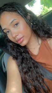 Cuando se habla de roadtrip hay que estar bien equipadas 🚘💕✨, Details:,  -Dripglass Glazed lip gloss, -Bake & Set Soft Focus Setting Powder,  -Continuous Setting Mist, -Travel Shaping Essentials, ...