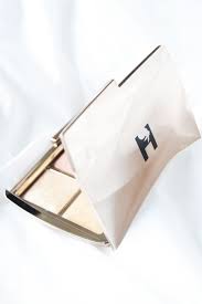 I was beyond thrilled to lay my hands on this beautiful hourglass . Hourglass Ambient Lighting Edit Unlocked Palette Ela Bellaworld