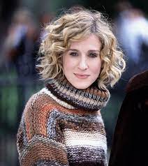 We were introduced to carrie bradshaw when she was sporting this short, layered 'do sans her signature ombré. Sarah Jessica Parker S Best Hairstyles In Sex And The City Vogue Paris