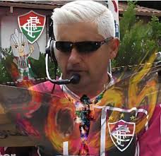 Share this message with 5 to 10 friends who need a lift today. 💜🎶🕊️🌼 It  is so important that we support and encourage each other. Take care of your  family, friends, and