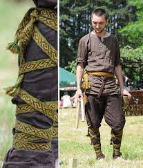Lernen sie in diesem tutorial, wie sie ein wikingerkostüm selber machen können, um auf ihrer mottoparty richtig aufzutrumpfen! Wikinger Kostum Selber Machen Diy Anleitung Maskerix De Wikinger Kostum Vikings Kostum Wikinger Kleidung
