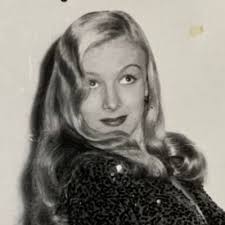 alli. ✨ على X: "Elizabeth Taylor's grandchildren, step-daughter, and  great-grandson. From left: Eliza Carson, Kate Burton, Laela Wilding, Finn  McMurray, Quinn Tivey, Tarquin Wilding, Naomi Wilding, and Rhys Tivey.  https://t.co/3UUi7biMZt"