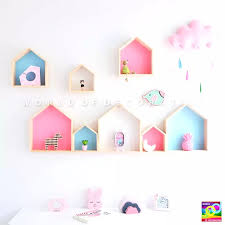 Ada rumah/gedung yang memasang rak dinding bentuk biasa, ada juga yang berbentuk floating rack. Hiasan Dekorasi Dinding Rak Dinding Rak Hiasan Dinding Serbaguna Rak Dinding Minimalis Rak Dinding Bentuk Rumah Rak Dinding Kayu Jati Belanda Wooden House Wall Original By World Of Decoration Lazada Indonesia