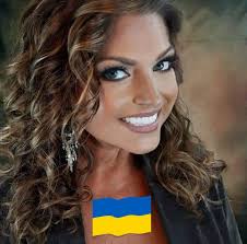 Dragon Con attendees have fun and stay safe