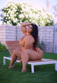 Big Booty Briella Porn Videos - Briella Bardot Deep Throat