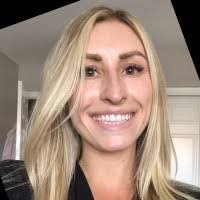 Alexandra Lalli's Instagram, Twitter & Facebook